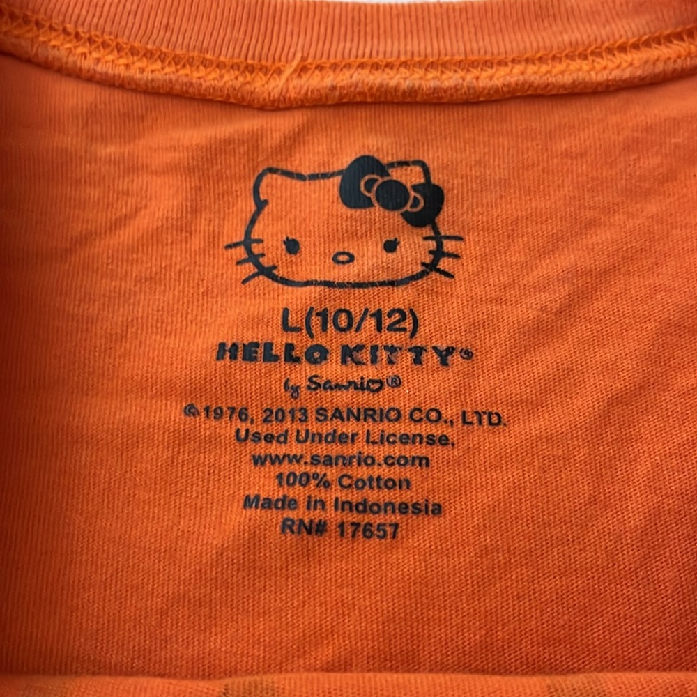 Hello Kitty Halloween t-shirt, fitted size L 10-12kids - Picture 2 of 3